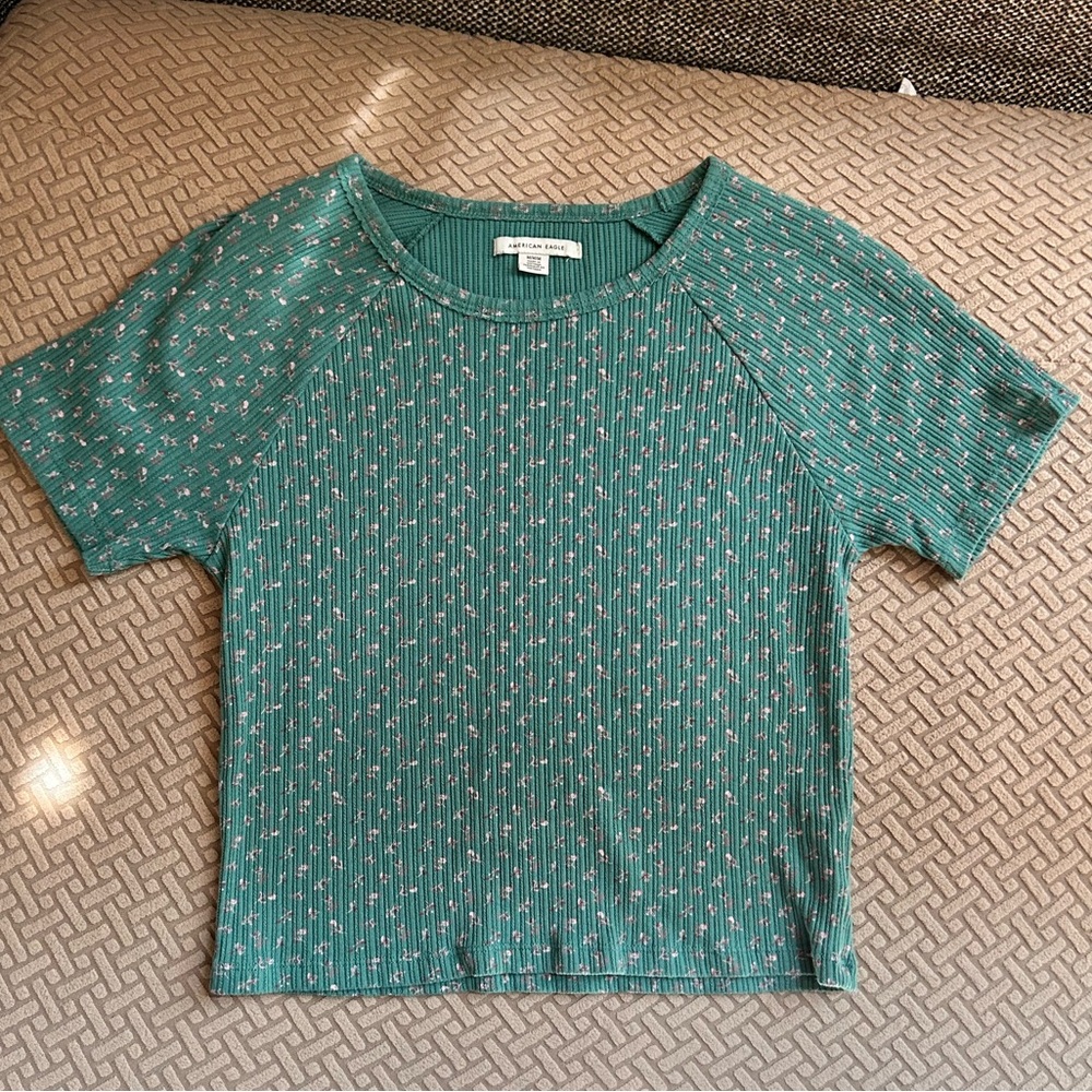 M American Eagle Outfitters Teal Floral Ribbed Baby Tee